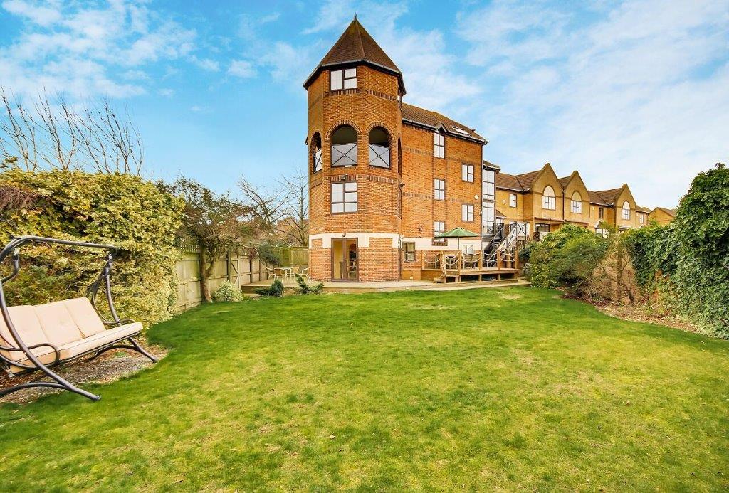 Rochester Hathaway Court Graham John